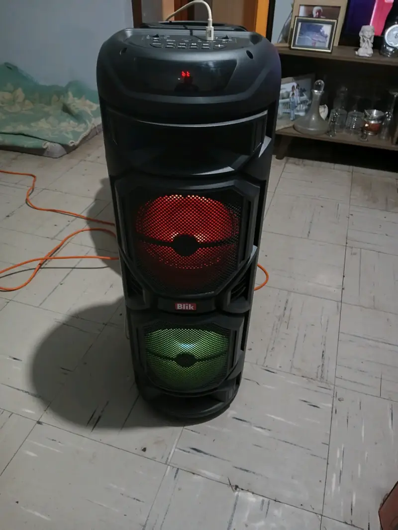 Parlante Blik Wavemax1 con luces LED - 2