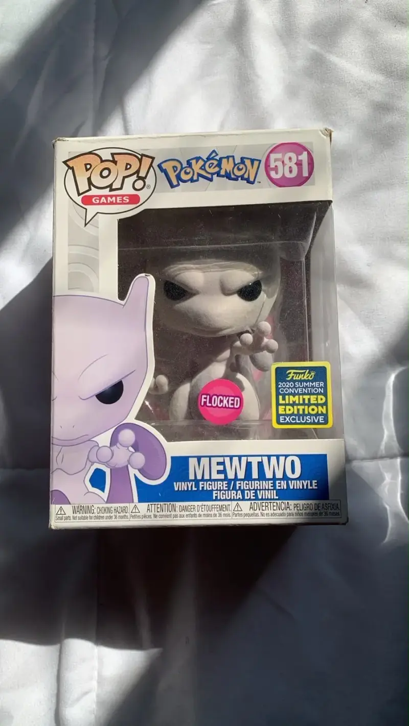 Figura Funko Pop Mewtwo Edición Limitada