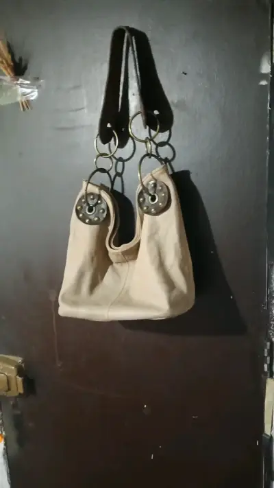 Bolso de cuero beige con asa marrón - miniatura 3