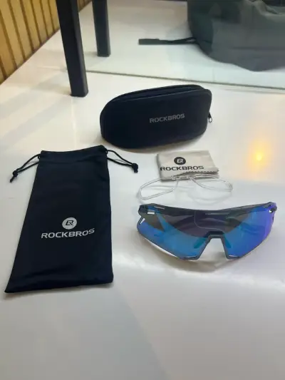 Gafas de sol deportivas Rockbros con estuche - miniatura 1