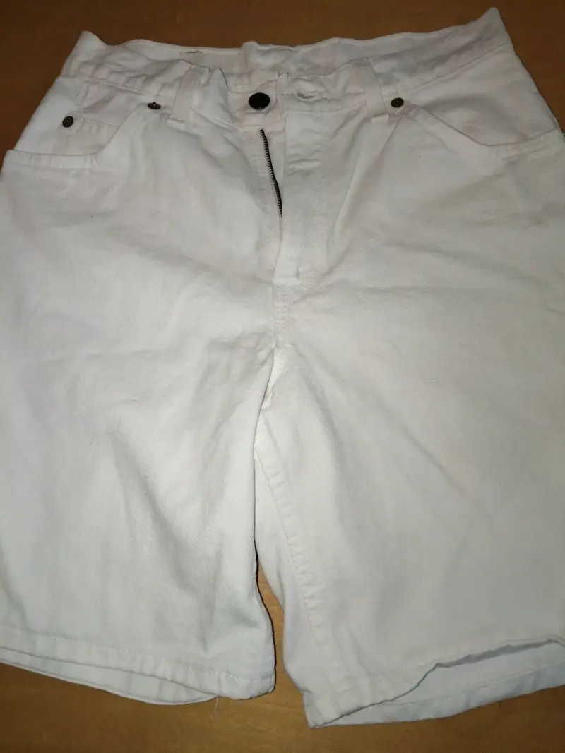 Shorts de mezclilla blancos Levi's 950 - 1