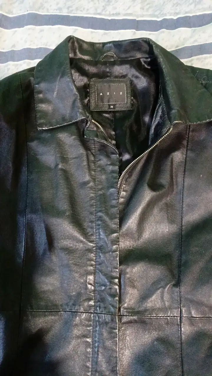 Chaqueta de cuero negra para mujer - 2