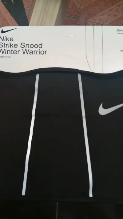 Cuello Nike Negro - miniatura 1