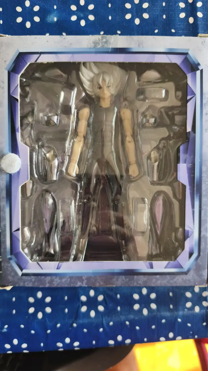 Figura de acción Saint Seiya Orion Eden