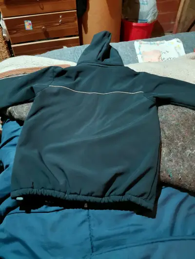 Chaqueta Softshell Escolar con Capucha - miniatura 1