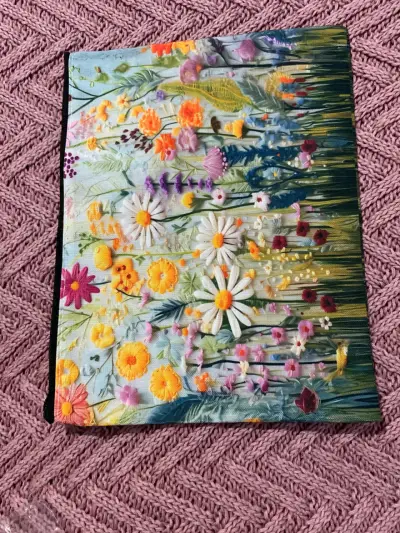 Estuche de Tela con Diseño Floral Colorido - miniatura 2
