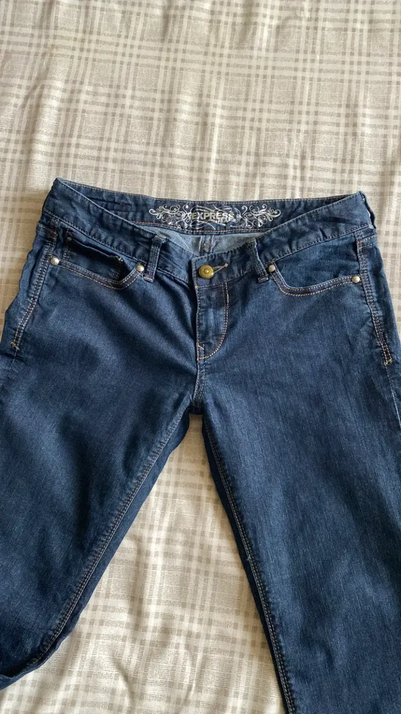 Jeans bootcut azul oscuro Express para mujer - 2