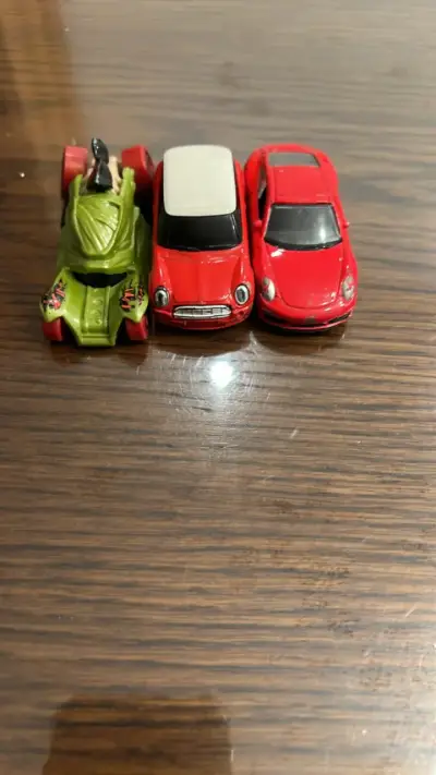Set de autos de juguete en miniatura - miniatura 2