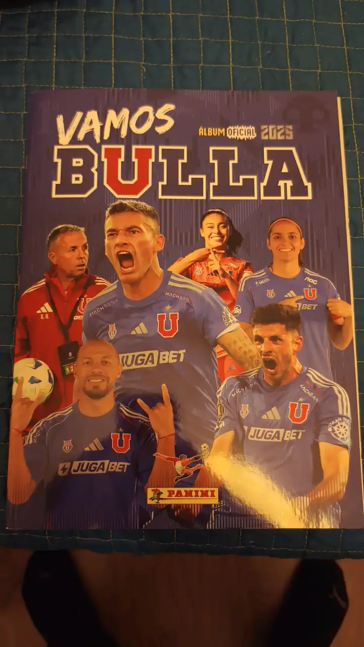 Álbum Oficial 2023 Vamos Bulla Panini - 1