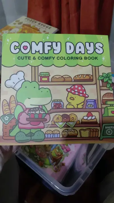 Libro para colorear Comfy Days para niños - miniatura 1