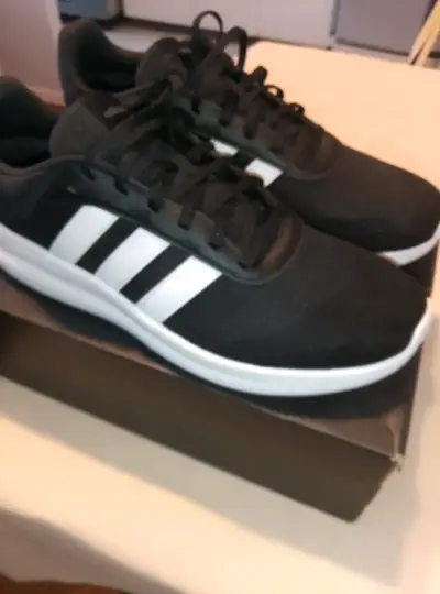 Zapatillas deportivas negras Adidas para hombre - miniatura 1