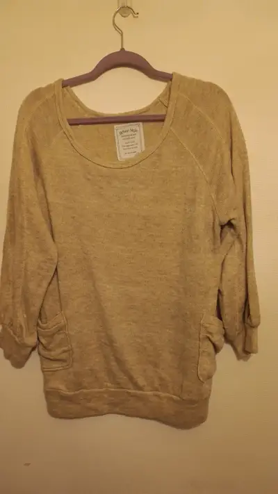 Suéter beige con bolsillos Urban Style - miniatura 1