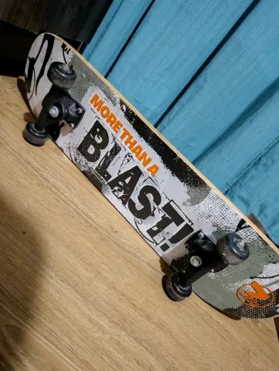 Skateboard Nerf - miniatura 2
