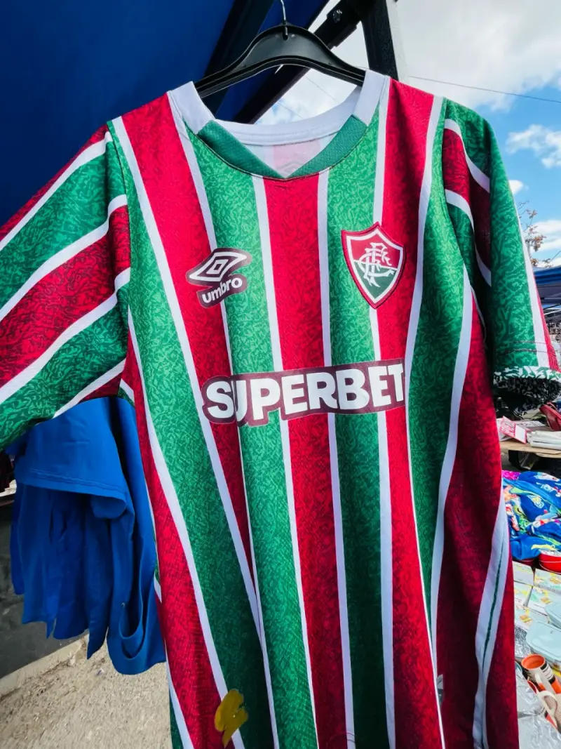 Camiseta de fútbol Fluminense Umbro verde y roja - 3