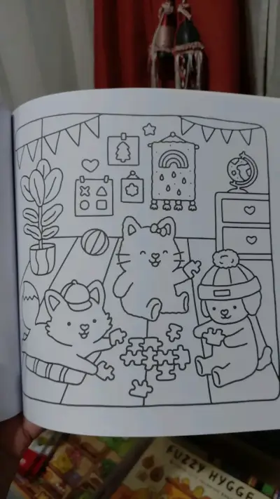 Libro para colorear Fuzzy Hygge infantil - miniatura 3