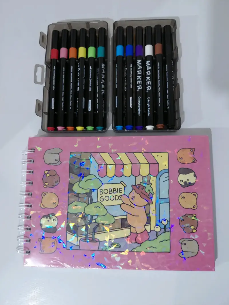 Set de libro colorear con marcadores acríli
