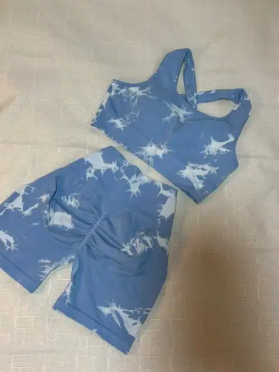 Conjunto deportivo mujer tie-dye morado y azul - miniatura 2