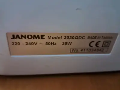 Máquina de Coser Janome 2030QDC Electrónica - miniatura 2