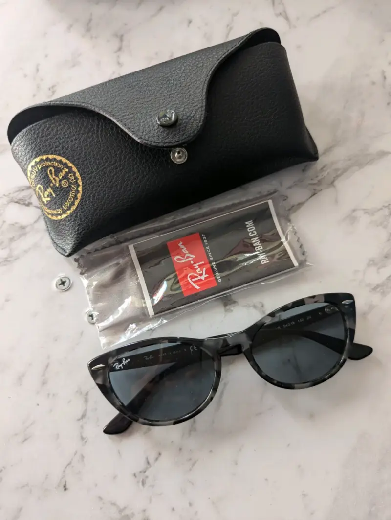 Gafas de sol Ray-Ban negras con estuche - 1