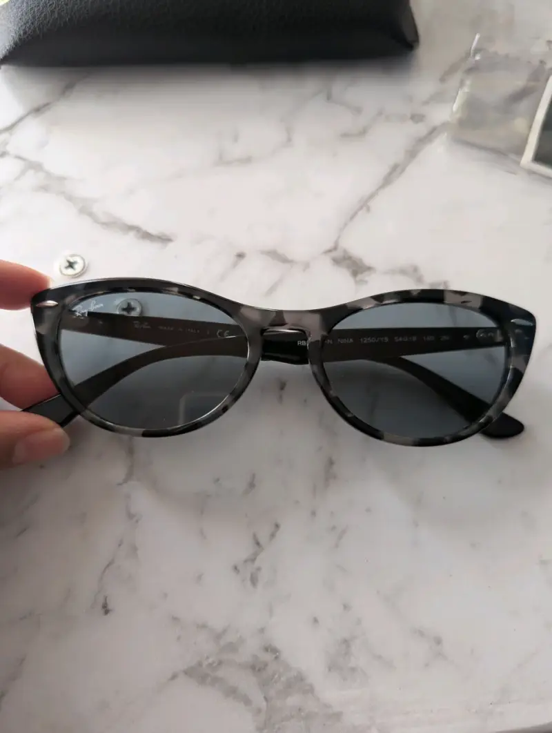 Gafas de sol Ray-Ban negras con estuche - 2