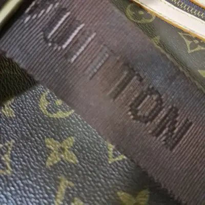Bolso bandolera Louis Vuitton monograma clásico - miniatura 3