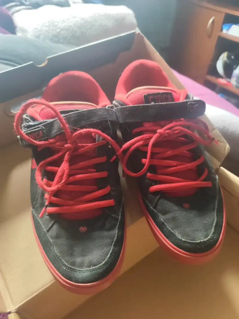 Zapatillas Circa AL50 negras y rojas talla 9.5 - 1