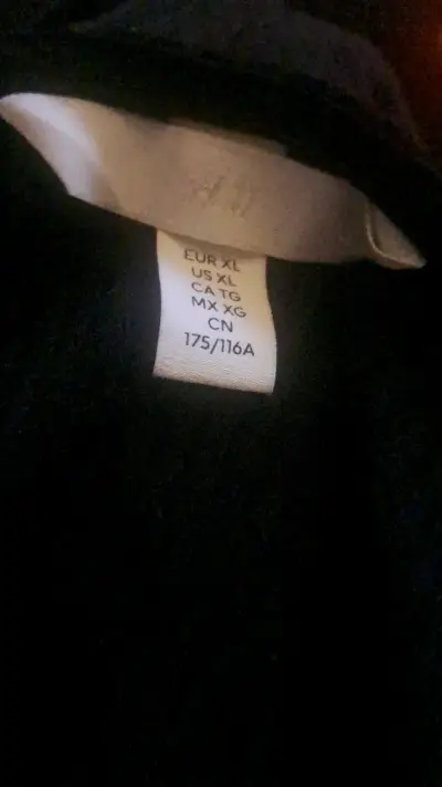 Top negro con mangas talla XL - miniatura 2