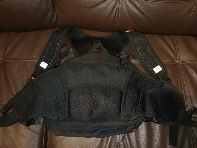 Banano Mochila Doite Roja/Negra. Sin detalles - 3