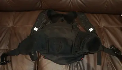 Banano Mochila  Doite Roja/Negra. Sin detalles - miniatura 5