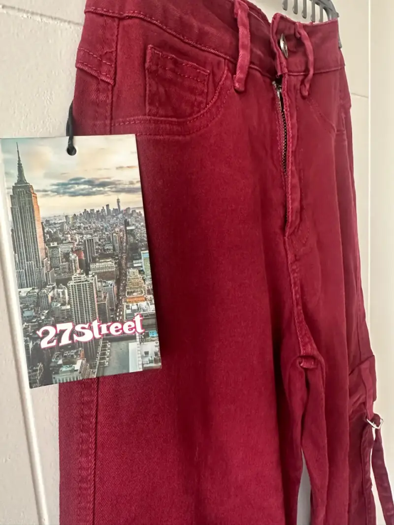 Pantalones cargo anchos color vino 27Street - 2