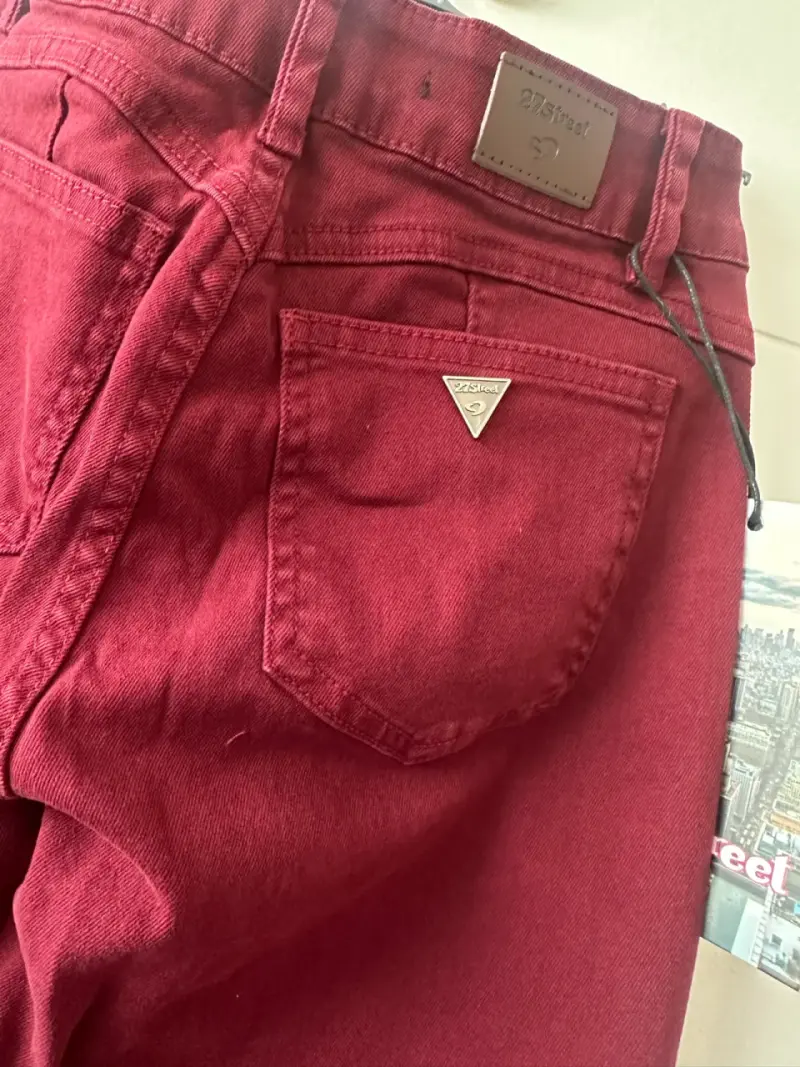 Pantalones cargo anchos color vino 27Street - 3