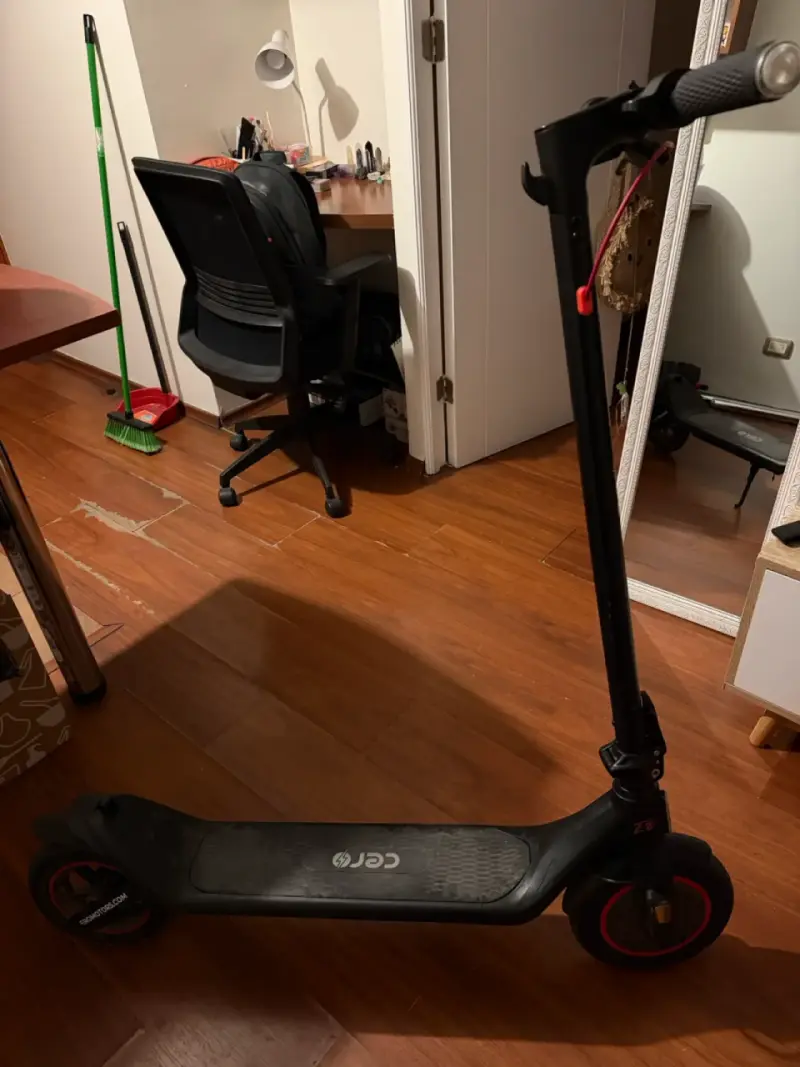 Scooter eléctrico ET8 cero motors - 1