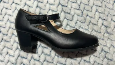 Zapatos de baile negro con tacón alto - miniatura 1