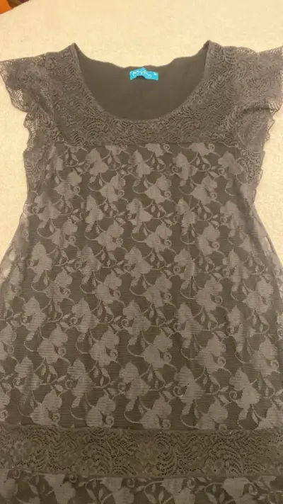 Vestido ade encaje negro elegante - miniatura 2