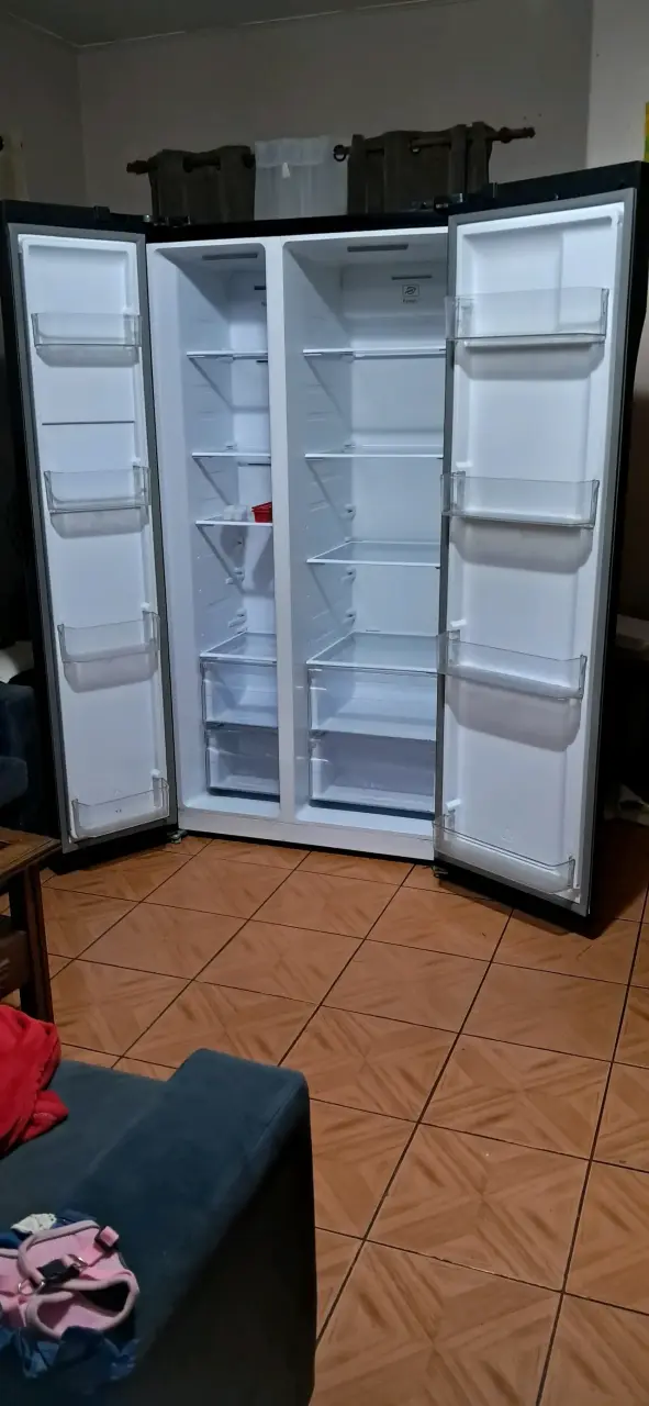 Refrigerador Galanz Side by Side Negro - 2