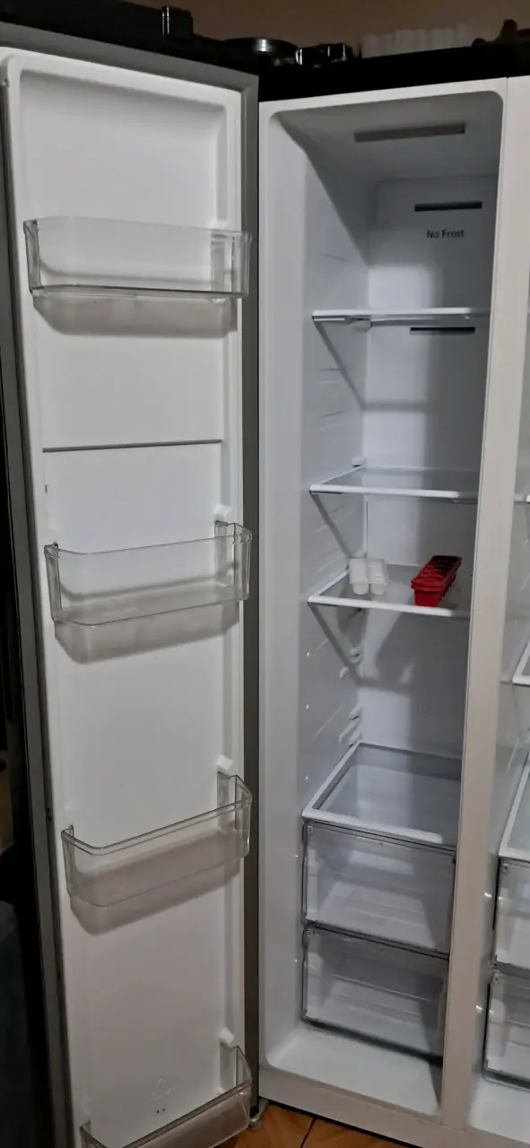 Refrigerador Galanz Side by Side Negro - 4