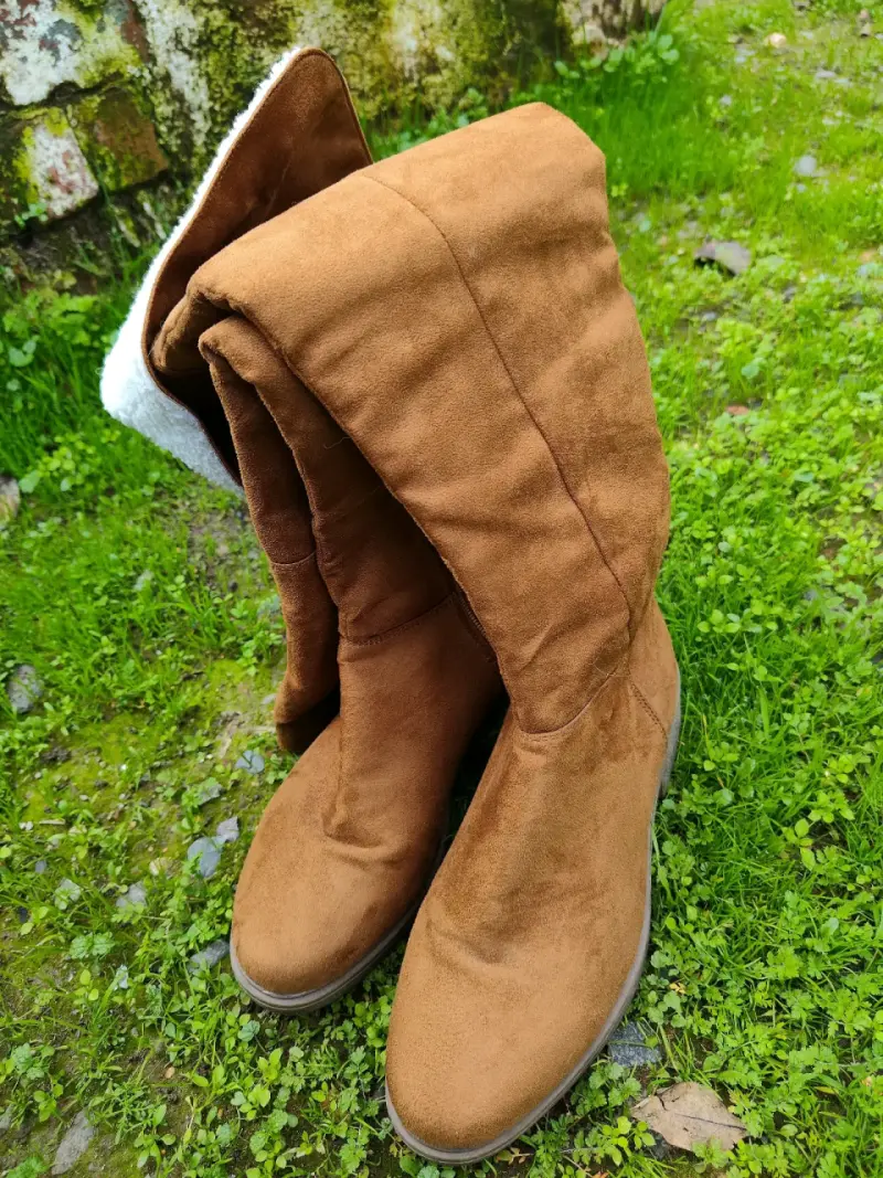 Botas de gamuza marrón y negro para mujer - 5