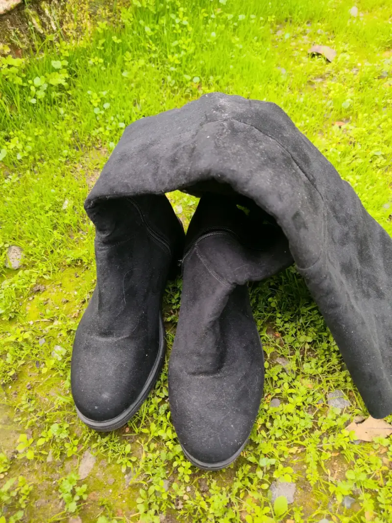 Botas de gamuza marrón y negro para mujer - 8