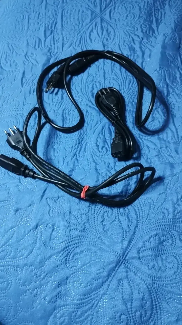 Cables de alimentación PC - 2