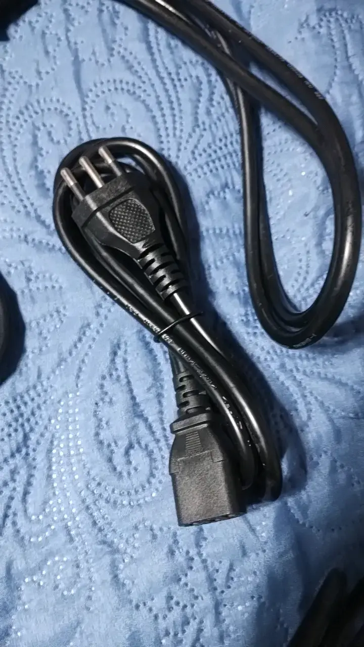 Cables de alimentación PC - 4