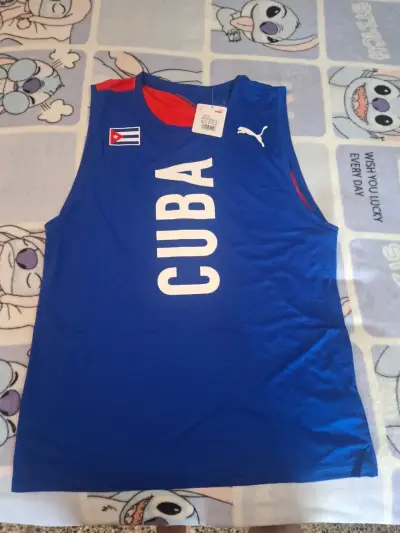 Polera deportiva Puma Cuba blanca y roja - miniatura 3