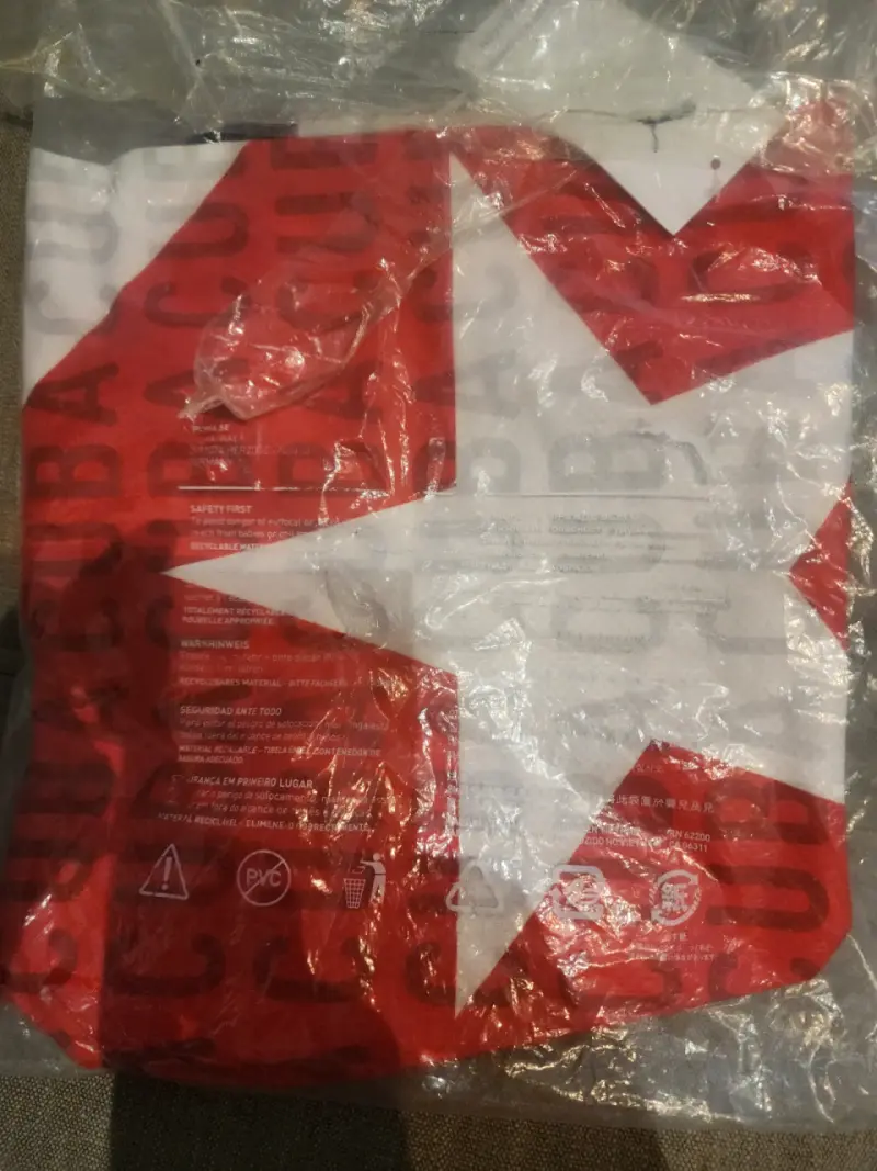 Polera deportiva Puma Cuba blanca y roja - 5