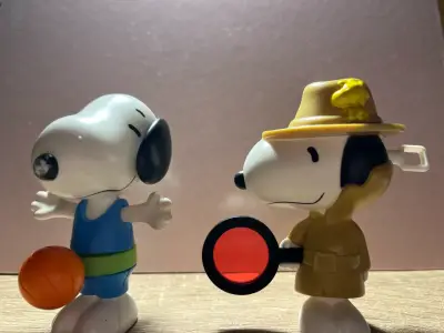 Figuras de colección Snoopy con accesorios - miniatura 1
