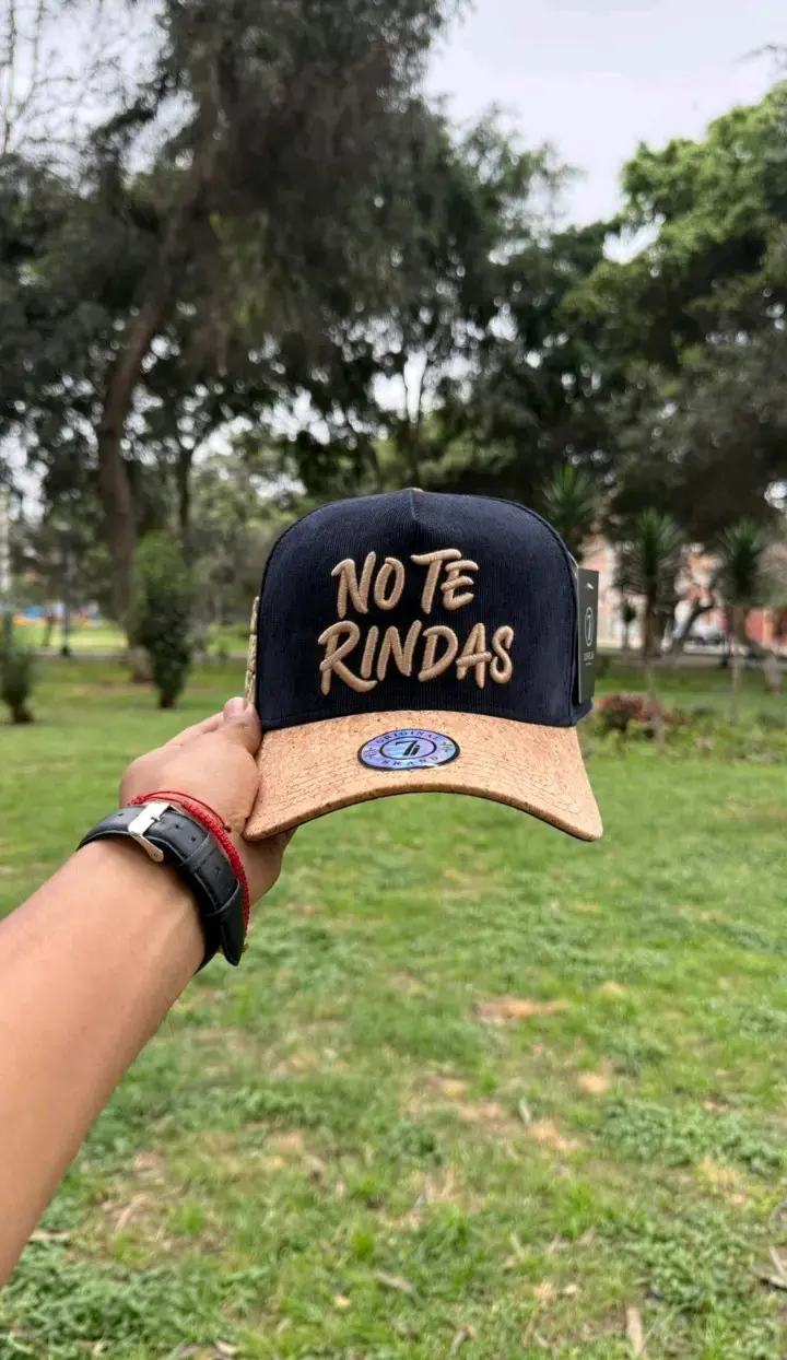 Gorra Rey de Reyes con diseño bordado - 3