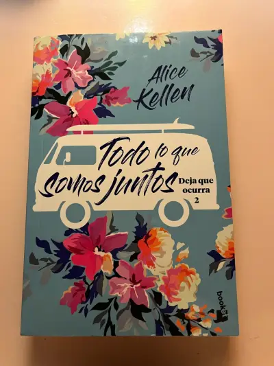 Libro 'Todo lo que somos juntos' de Alice Kellen - miniatura 1