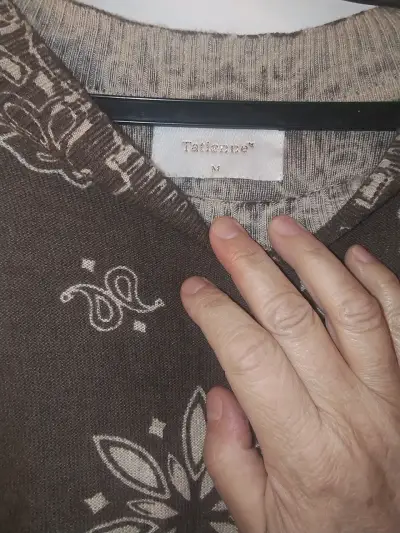 Suéter marrón con diseño paisley Tattiene - miniatura 4