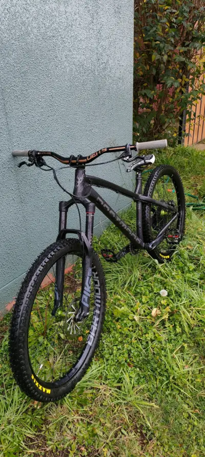 Dartmoor primal 27,5 negro mate - miniatura 1