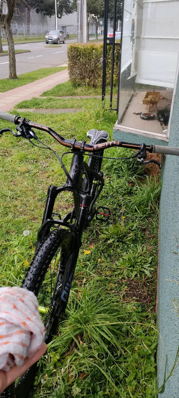Dartmoor primal 27,5 negro mate - 2