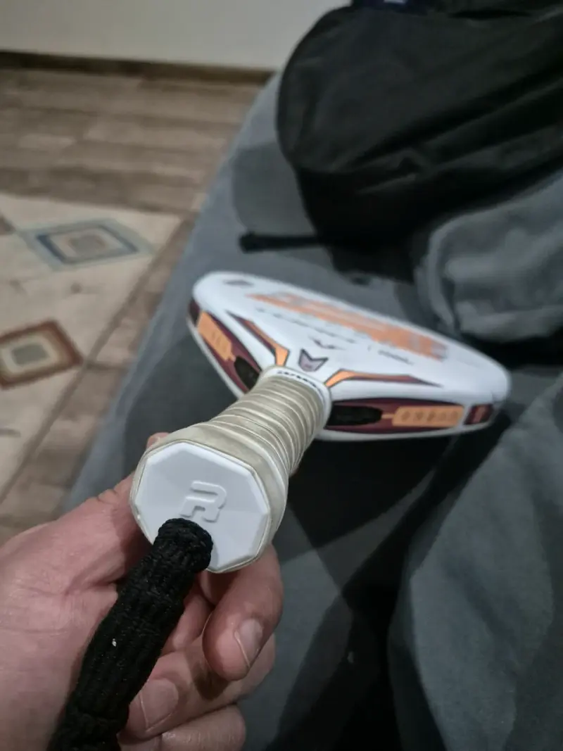 pala de padel marca TORO - 5
