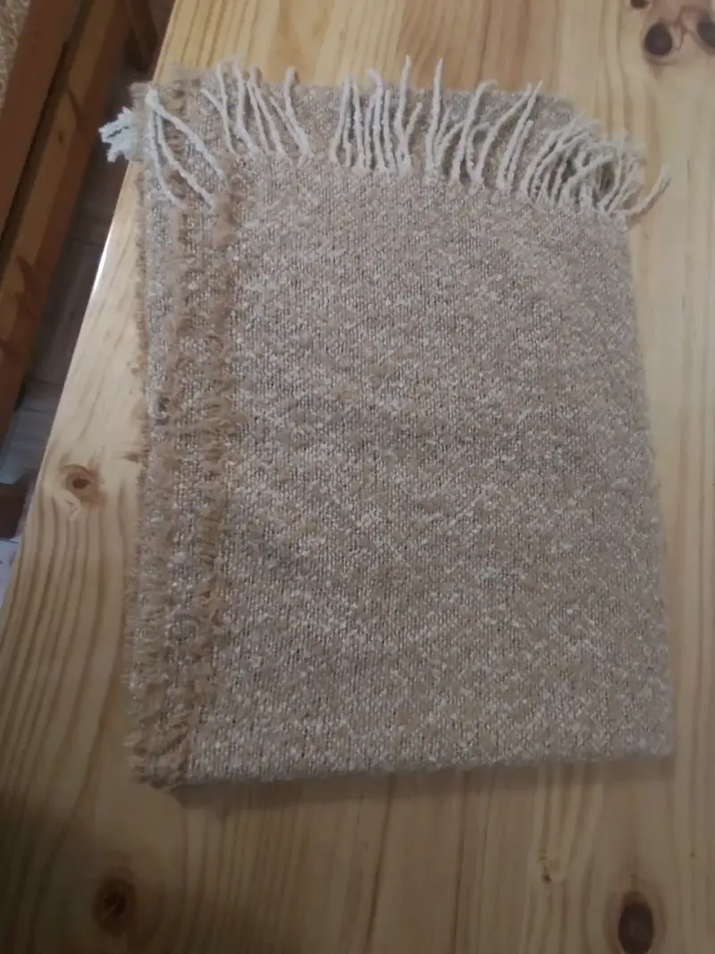Encharpe de lana beige con flecos - 2